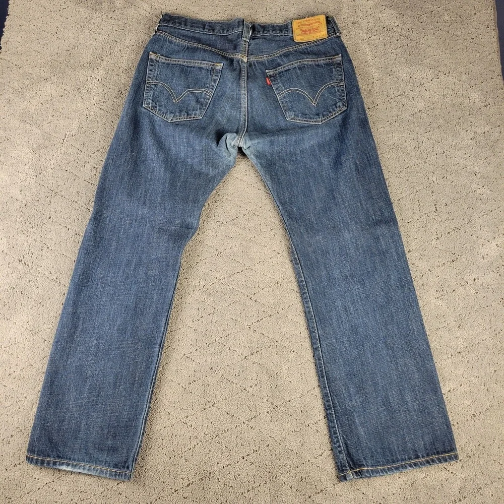 Levis 501 Jeans Mens 34x30 Blue Button Fly Straight Leg Medium Wash Denim